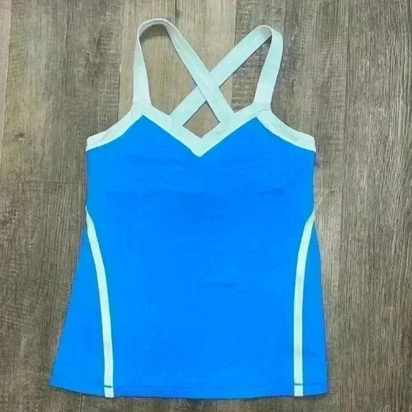 Lululemon Run: Mile A Minute Tank
Beach Blanket Blue / Aquamarine size 6 - Picture 10 of 15